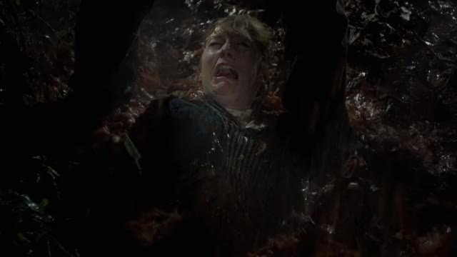 Friday-the-13th-Part-VI-Jason-Lives-1986-GIF-00-15-11-woman-screams-and-dies