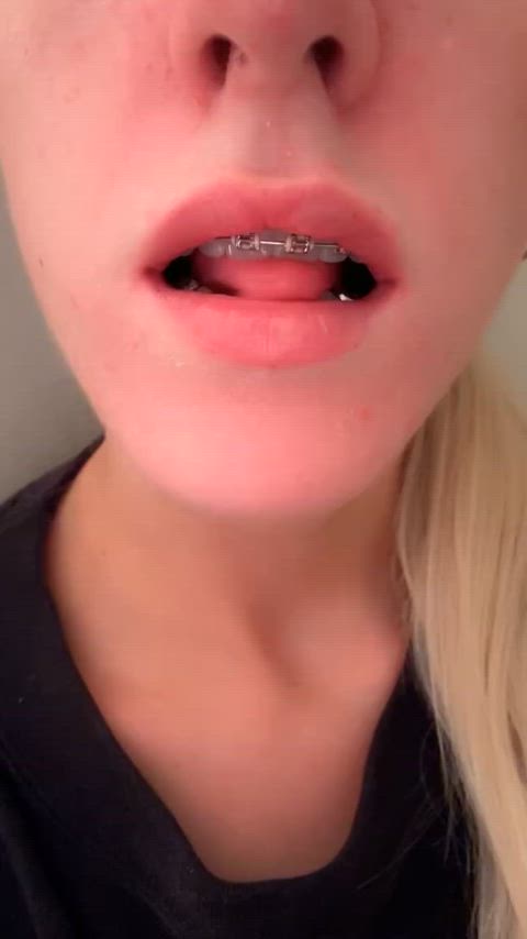 amateur braces daddy petite tongue tongue fetish vore r/ddlg braceface clip