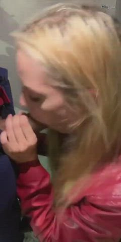 amateur blonde blowjob deepthroat face fuck public clip
