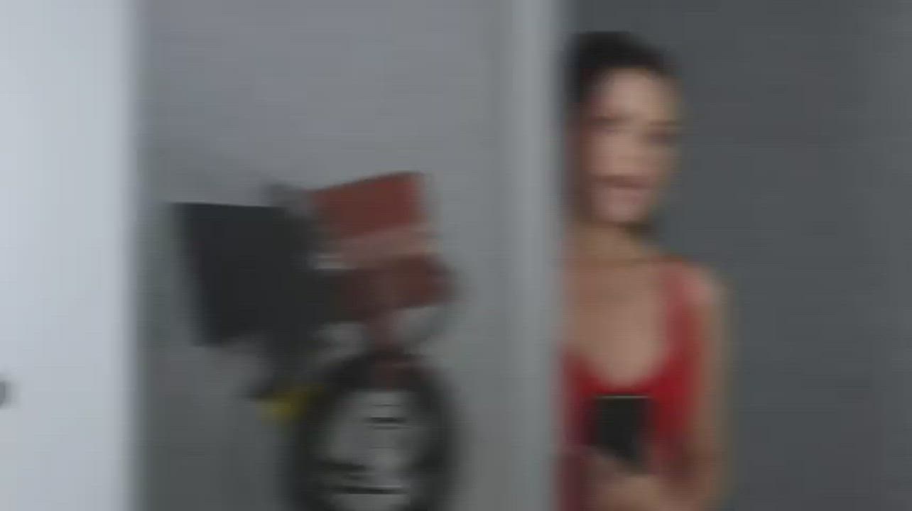 Anna Kendrick clip