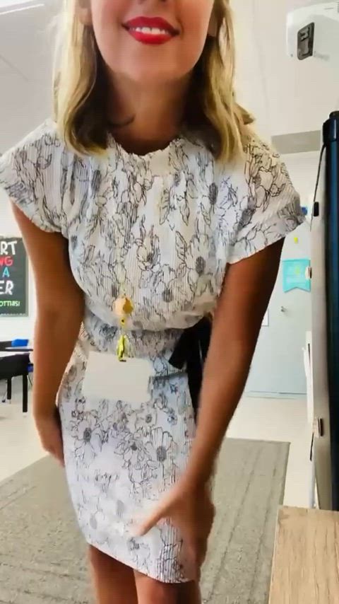 ass booty flashing homemade milf nsfw solo teacher teasing clip