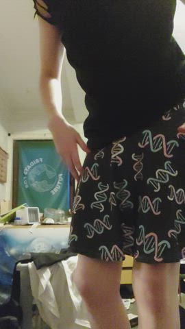 I love spinning in my skirt while wearing a vibrating plug