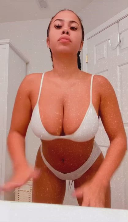 Big Tits Bra Cleavage Ebony Latina Panties Teasing clip