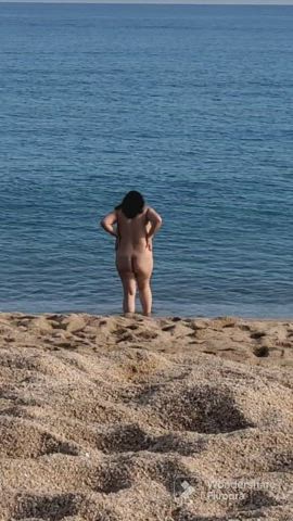 beach chubby huge tits jiggling natural tits nude nudity public wife clip