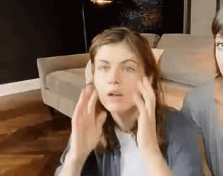 Alexandra Daddario clip