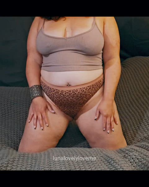 bbw big tits chubby curvy fluffy hotwife latina thick thick thighs belly clip