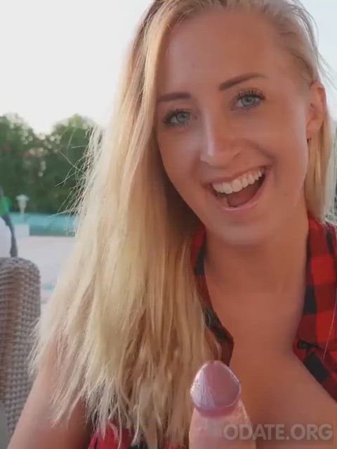 blonde cumshot german handjob outdoor clip
