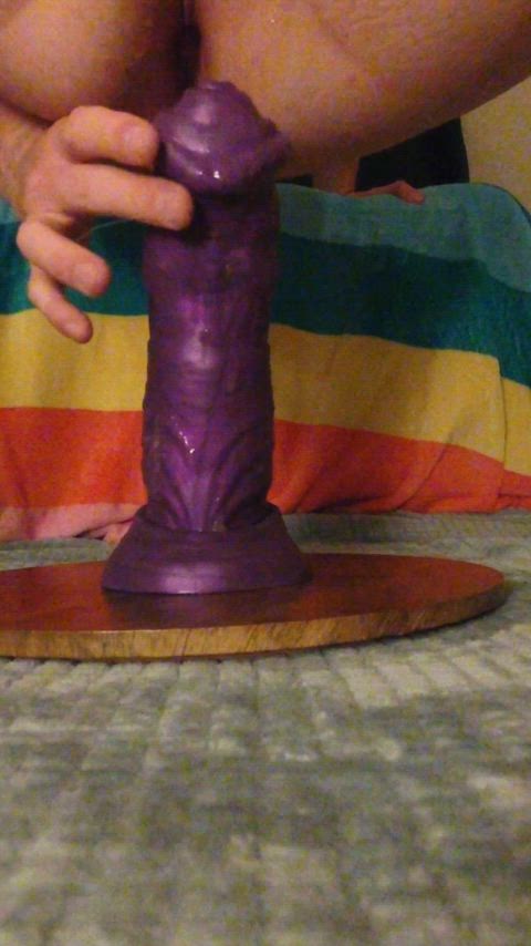 BD Sleipnir making me drip and leak precum 🙂