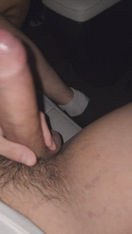 Getting my dick sucked by my Uber driver in the back seat 💦
