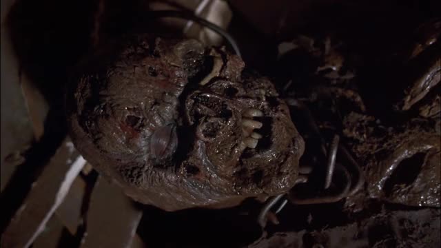 Friday-the-13th-Part-VII-The-New-Blood-1988-GIF-01-19-34-jason-wakes