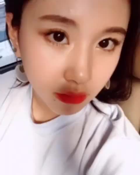 twicetagram - BHkC joAaE3