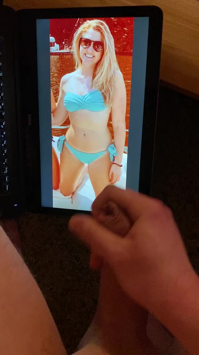 My classmate made me cum with her curves and her bikini