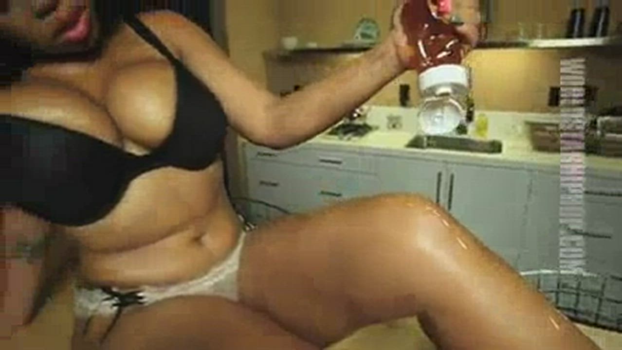 Afro BBW Big Tits Bra Cleavage Ebony Panties Tease clip
