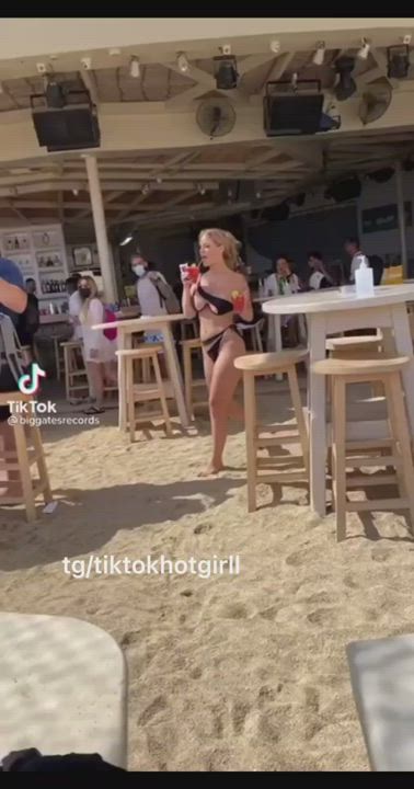 Amateur Beach Big Ass Big Tits Blowjob Doggystyle NSFW Teen TikTok clip