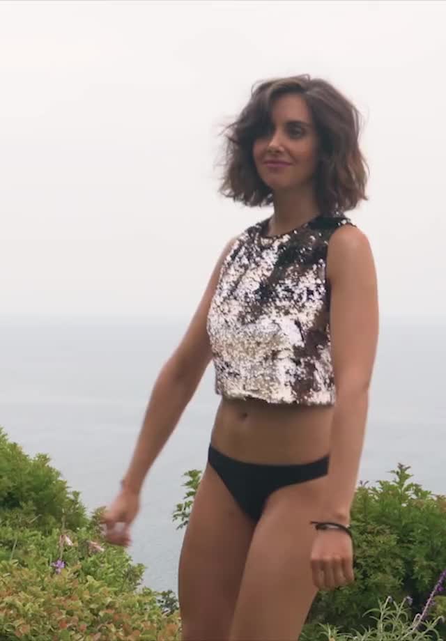 Behind The Scenes with Alison Brie for Women’s Health Magazine - 02 (2)