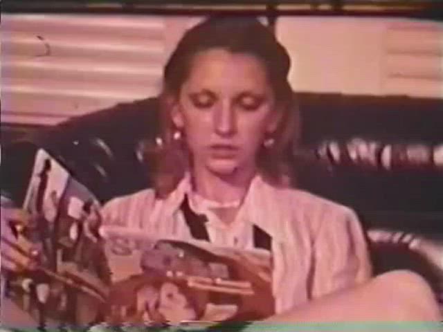 Brunette Masturbating Vintage clip