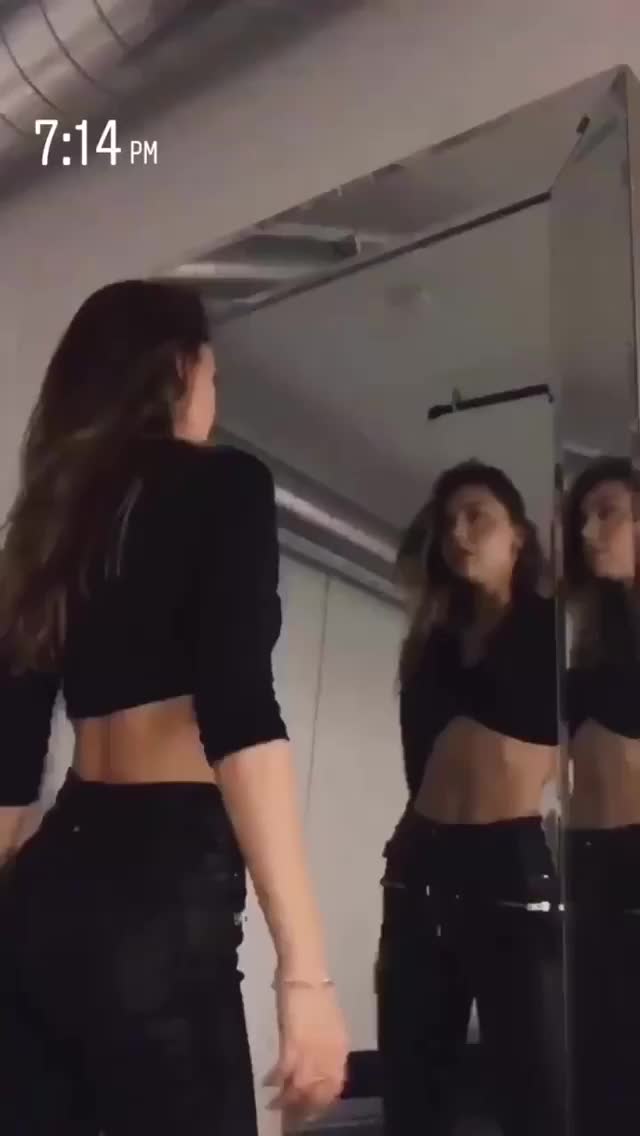 Alexis ren mirror