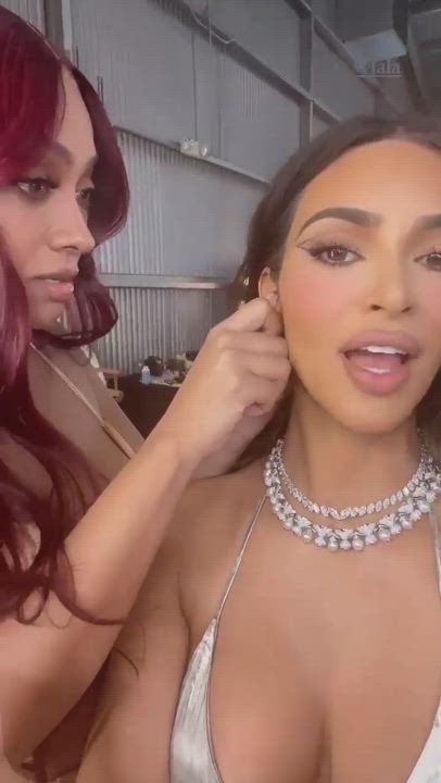 Big Tits Bikini Kim Kardashian clip