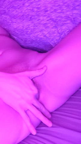 Fingering Pussy Solo clip