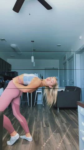 Blonde Homemade Leggings clip