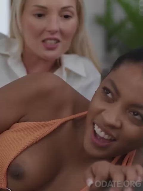 blonde creampie ebony fucking machine futanari interracial lesbians clip