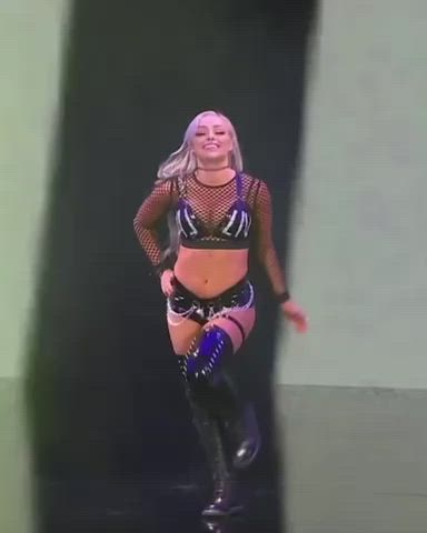 Blonde Boobs Wrestling clip