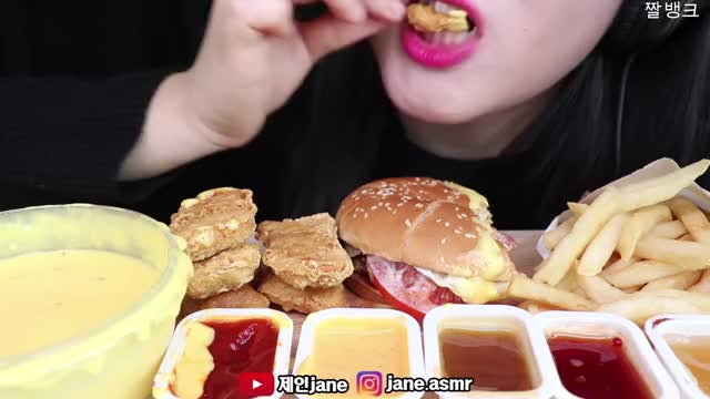 제인_버거킹 와퍼 치킨너겟 햄버거 먹방-3