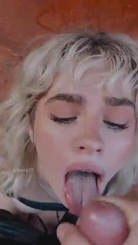 cumshot dirty blonde facial clip