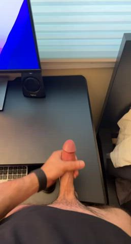 Afternoon cumshot