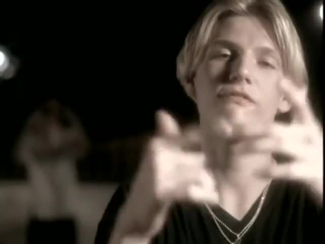 Backstreet Boys - Quit Playing Games (With My Heart) (Official Music Video)