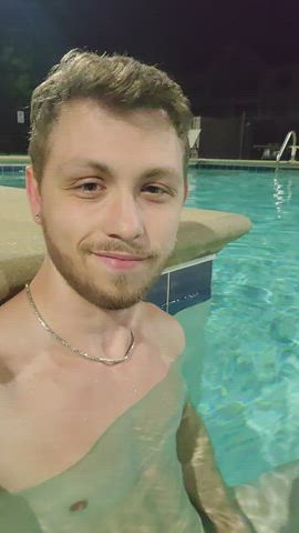 (25) Went for a late night swim I would love some swim buddies 😉
