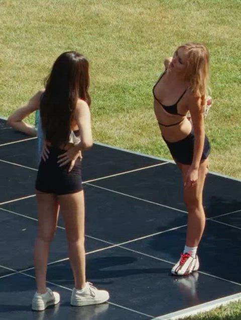 Blackpink Jennie and Lily-Rose Depp can make me into a sissy slut who's purpose is