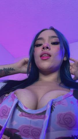 amateur big tits bra camgirl cute latina lesbian natural tits teen webcam clip