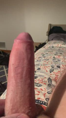 Help me unload this huge cock 😈 DM me let’s chat 😉