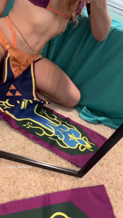 Cosplay Princess Zelda GIF by evasummers