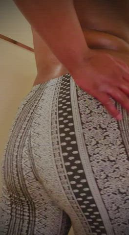 amateur ass clothed tease clip