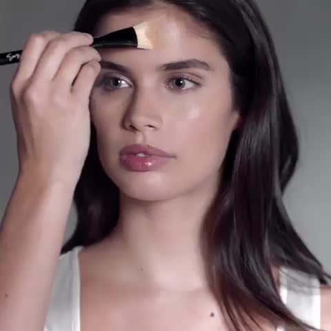 Sara Sampaio clip