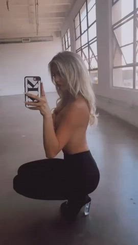 ass blonde tits clip