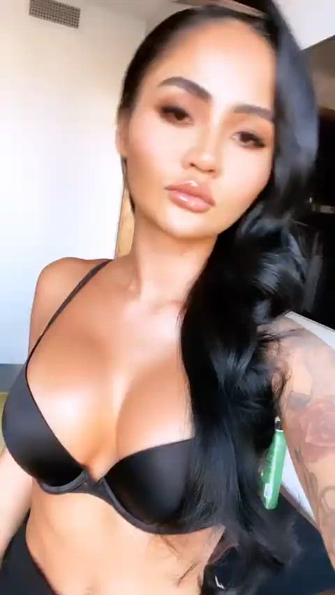 asian big tits bra cleavage oiled clip