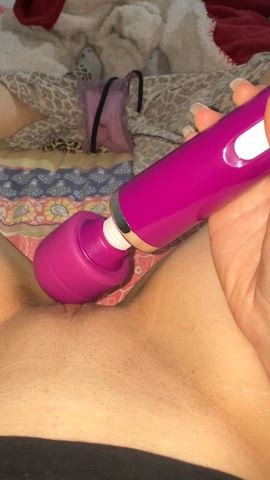 amateur magic wand masturbating onlyfans pussy vibrator dildos masturbation onlyfans-creators