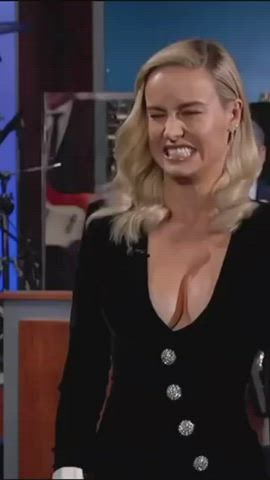 boobs brie larson tits clip