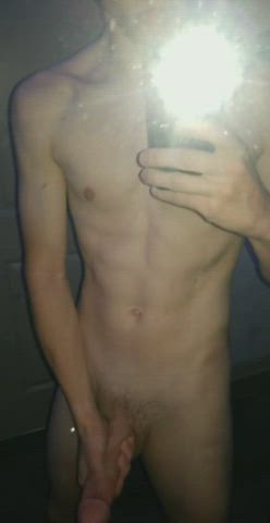 24 hung for twinks wanting to trade saved vids. More pics in profile