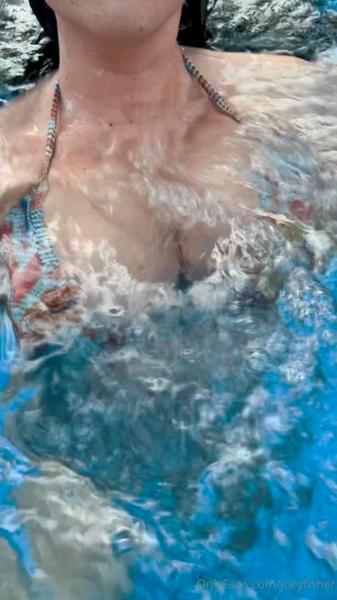 big tits bikini cleavage huge tits joey fisher outdoor pool swimming pool tits wet