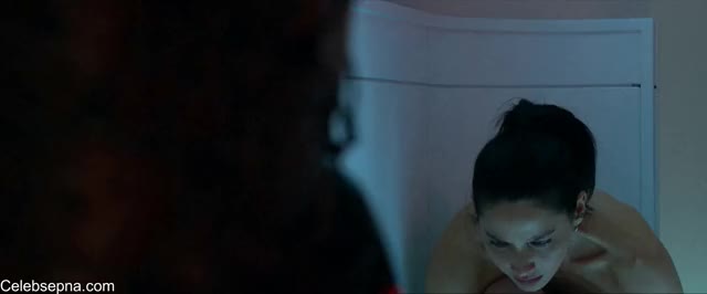 The Predator (2018) sex scene (Celebsepna.com)