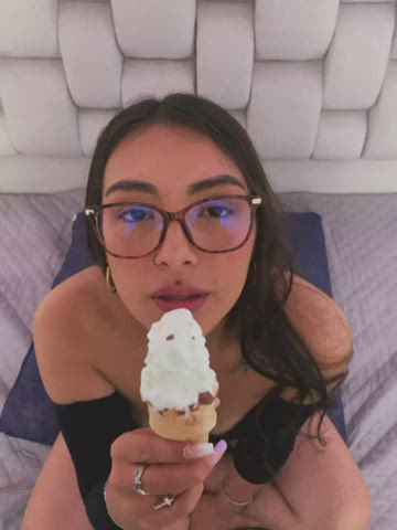 boobs creamy glasses latina long hair stripchat sucking clip