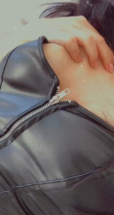 Big Tits Latina Leather clip