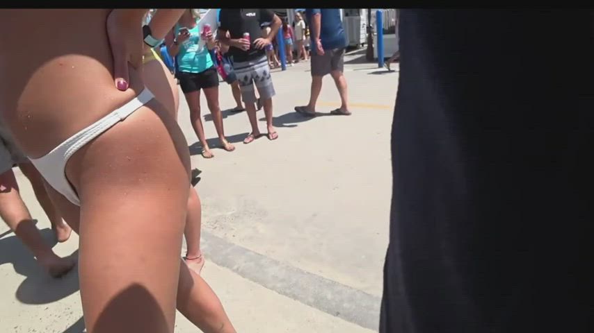 amateur beach bikini voyeur clip