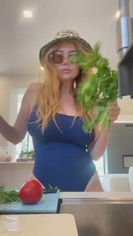big tits bikini boobs celebrity german redhead russian star clip
