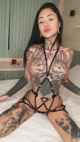 boobs lingerie tattoo busty-asians clip