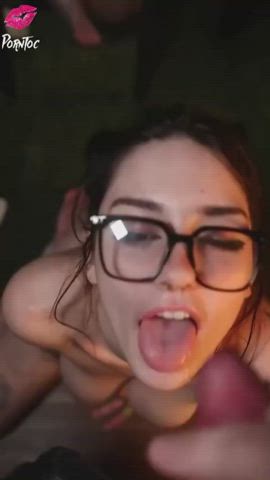 I want your cum on my face